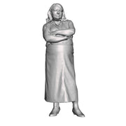 0113 Woman in conversation