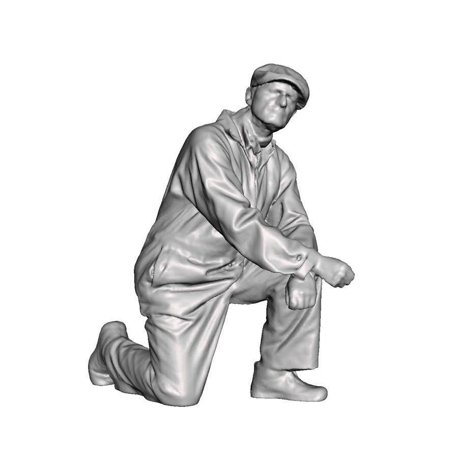 0120 Workman kneeling