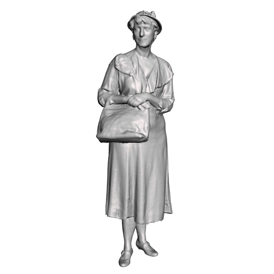 0141 Woman Shopping