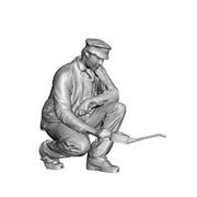 A loco crew man oiling