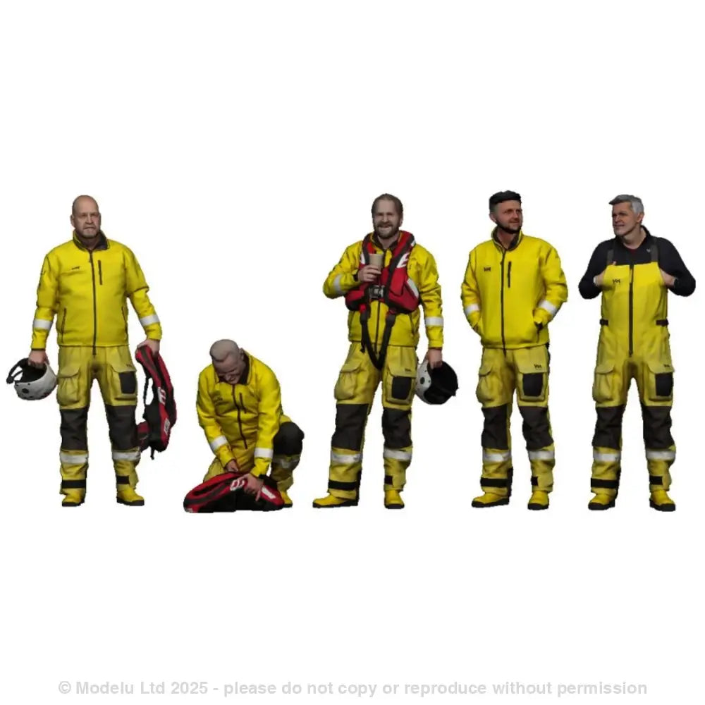 1340 RNLI Crew on Shore