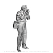 A male photographer with leica no2