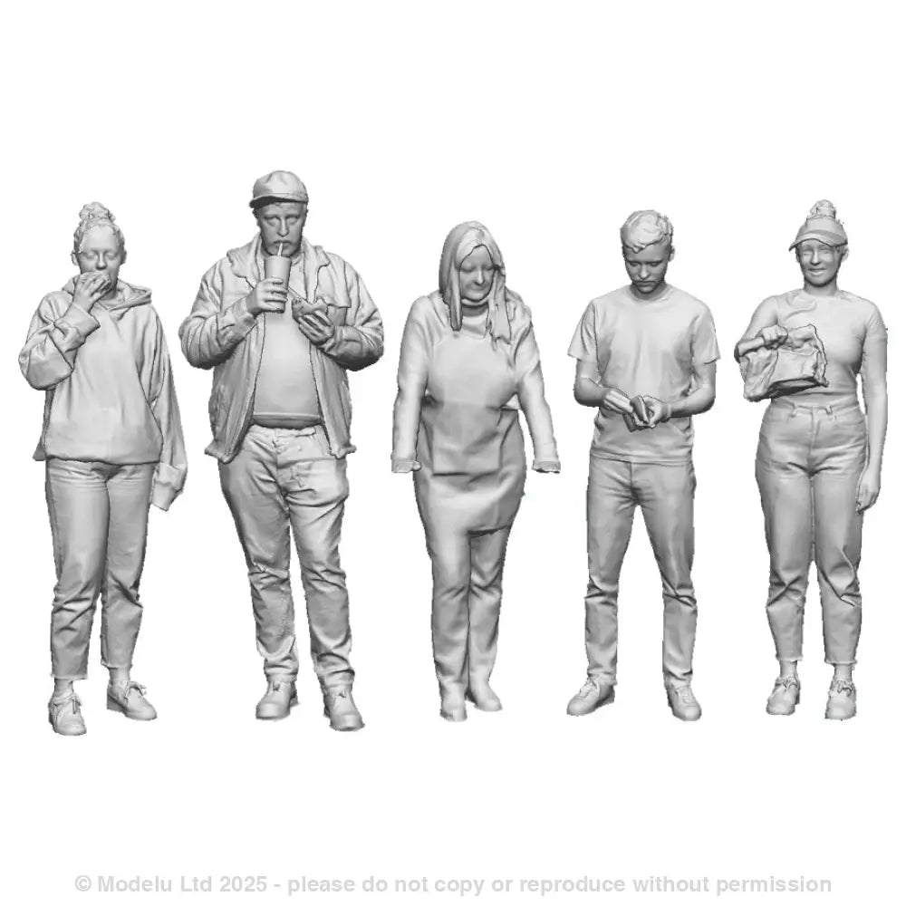 60036 Poeple eating, paying and serving