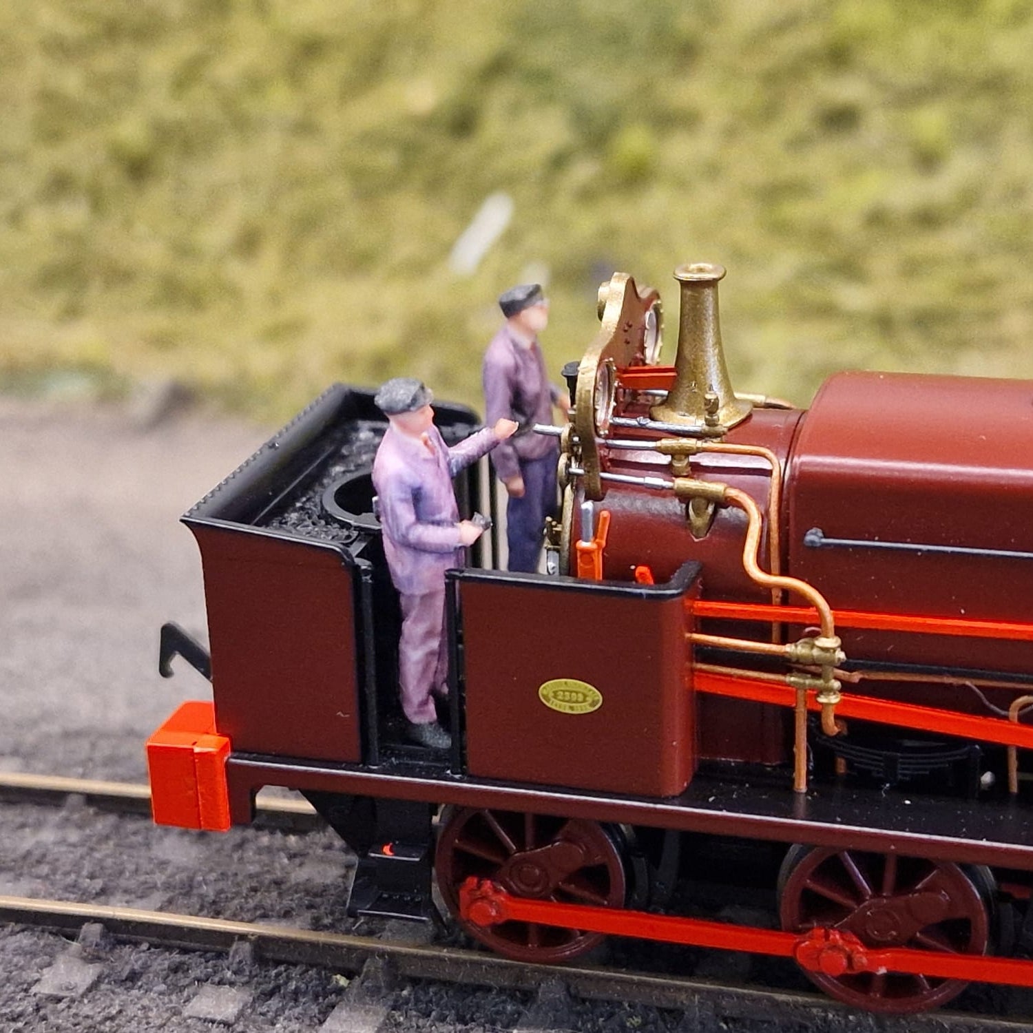 80304 OO Rapido Manning Wardle L Class Late Crew