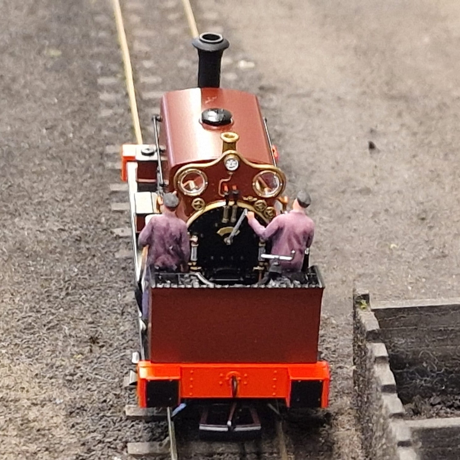 80304 OO Rapido Manning Wardle L Class Late Crew