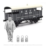 OO 11401 SECR Dance Hall Brake Van and Lamps Pack OO 1x Figure Pack and Details